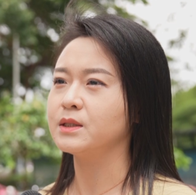 男子公园遛兔,兔子被4只未牵绳的犬只咬死!狗主人:兔也没牵绳,双方都有责任 男子公园遛兔,兔子被4只未牵绳的犬只咬死!狗主人:兔也没牵绳,双方都有责任
