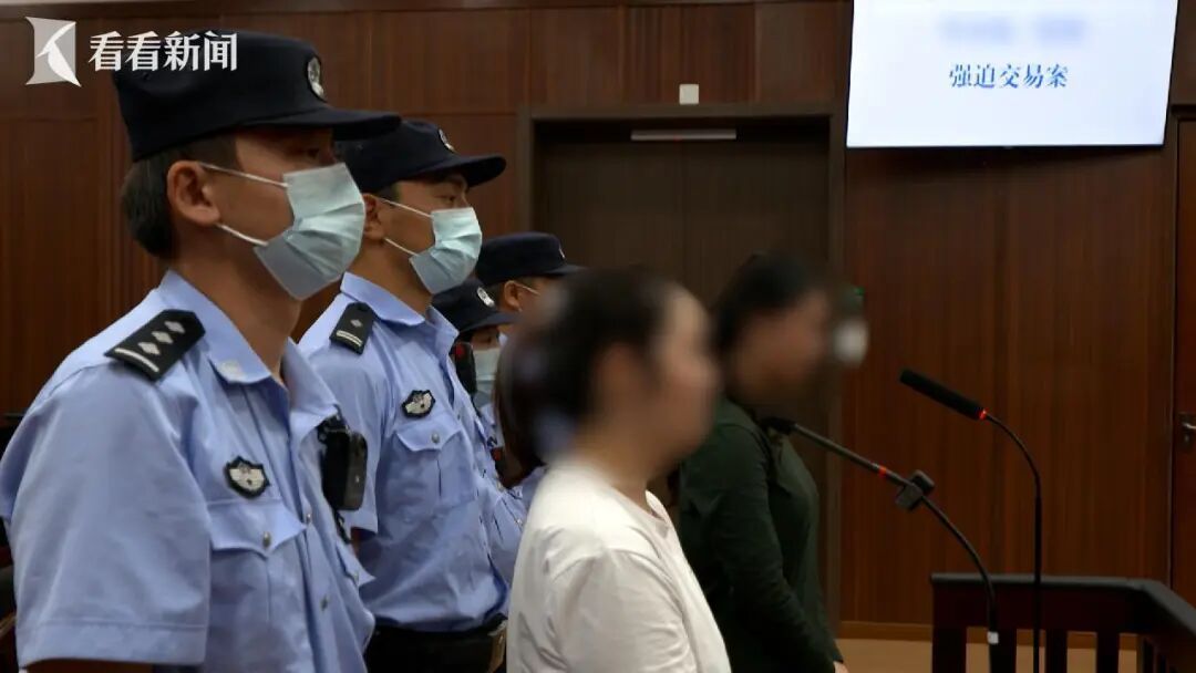 “护手霜当麻药,做特价就扎到疼!”上海多人纹眉遇套路,故意画丑… “护手霜当麻药,做特价就扎到疼!”上海多人纹眉遇套路,故意画丑…