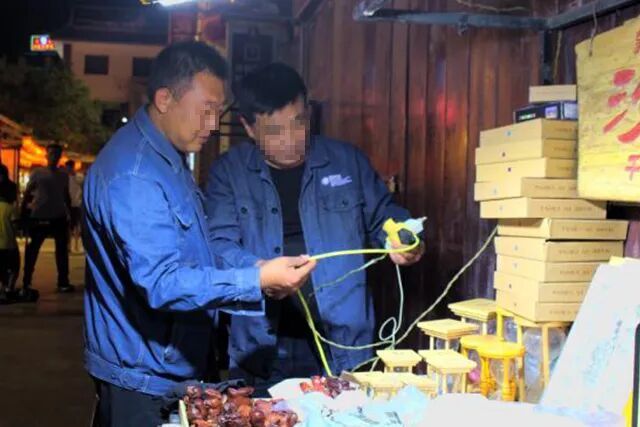 夏季“撸串”进行时 &nbsp;这些知识要谨记