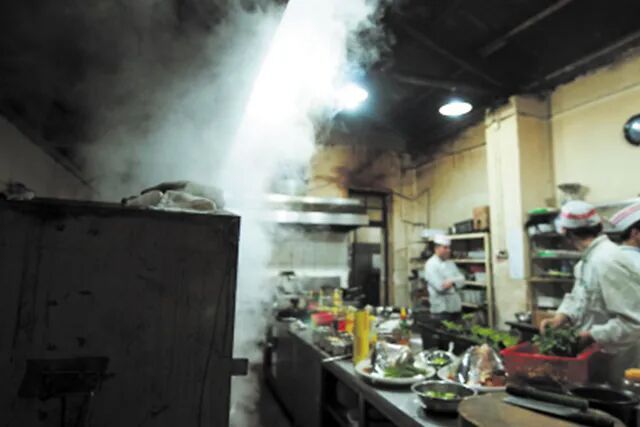夏季“撸串”进行时 &nbsp;这些知识要谨记
