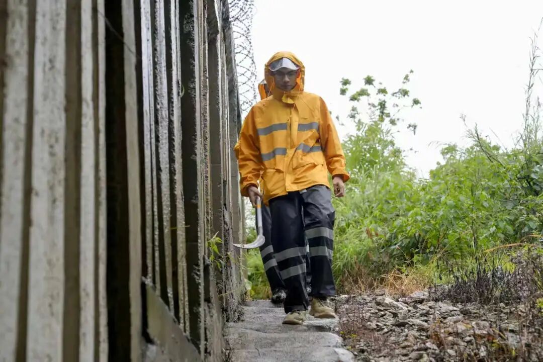 广西多条铁路启动防洪应急响应,多趟列车临时停运!看看有你搭乘的列车吗 广西多条铁路启动防洪应急响应,多趟列车临时停运!看看有你搭乘的列车吗