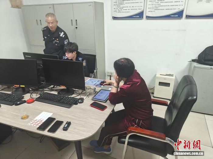 广州刑拘涉诈嫌疑人同比升67.4% 拦截挽损超4.5亿元 广州刑拘涉诈嫌疑人同比升67.4% 拦截挽损超4.5亿元