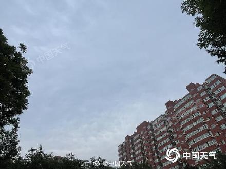 防雨防雷!今天午后北京将迎明显降雨 雷雨时阵风可达7级左右 防雨防雷!今天午后北京将迎明显降雨 雷雨时阵风可达7级左右