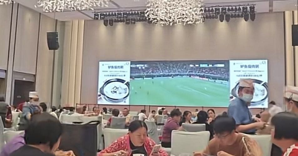 早餐配足球，你体验过吗？