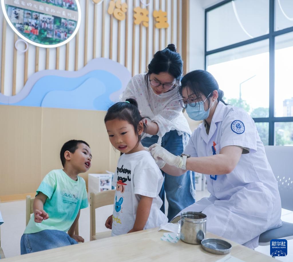 浙江诸暨:“五健”行动护航儿童健康成长 浙江诸暨:“五健”行动护航儿童健康成长