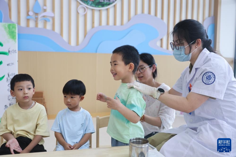 浙江诸暨:“五健”行动护航儿童健康成长 浙江诸暨:“五健”行动护航儿童健康成长