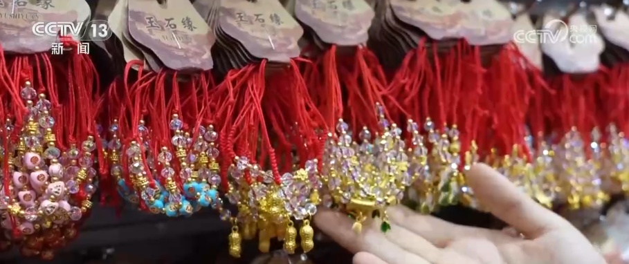 端午好物,爆单!国潮非遗文创从“季节性热销”变“常态化走俏”销量领跑市场 端午好物,爆单!国潮非遗文创从“季节性热销”变“常态化走俏”销量领跑市场