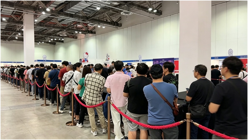 330万人申购,中签率不足1%!这枚“纪念币”为何吸引年轻人 330万人申购,中签率不足1%!这枚“纪念币”为何吸引年轻人