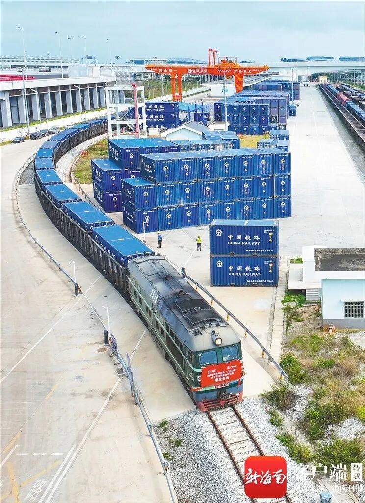 封关半年,海南自贸港“成绩单”亮眼! 封关半年,海南自贸港“成绩单”亮眼!