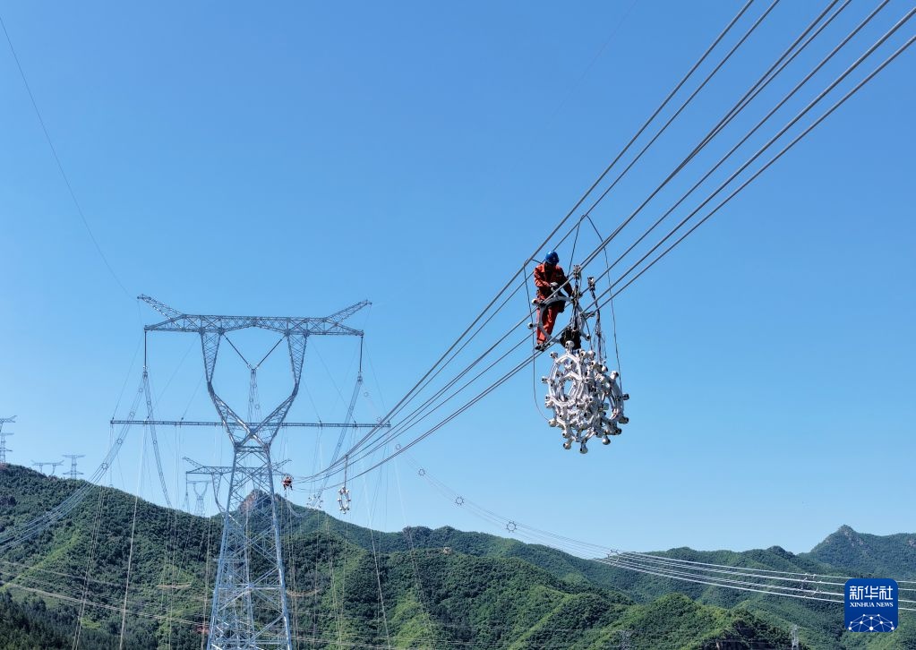 大同—怀来—天津南1000千伏特高压输电线路工程施工忙 大同—怀来—天津南1000千伏特高压输电线路工程施工忙