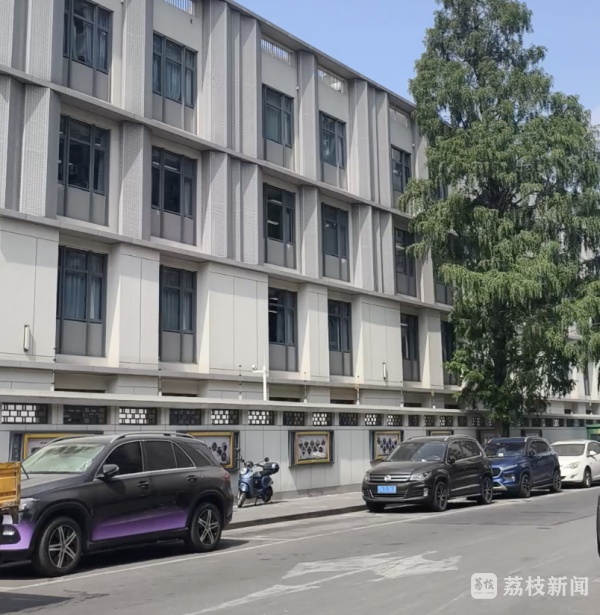 端午假期叠加中考 部分路段流量大 南京交警发布出行提示 端午假期叠加中考 部分路段流量大 南京交警发布出行提示