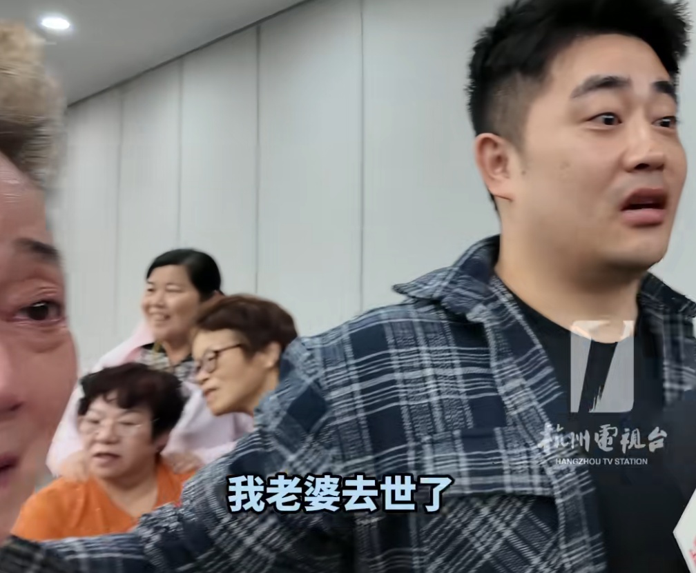 丈母娘幸运选到女婿隔壁公租房，激动落泪！女婿：“再婚也要照顾她！”