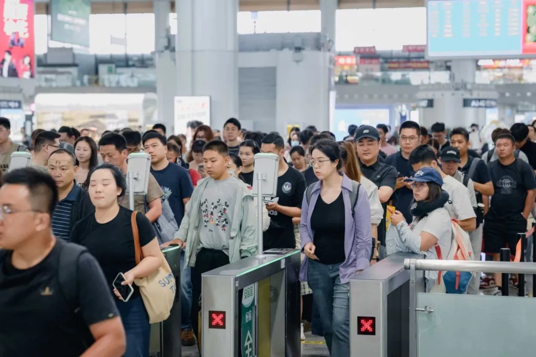 长三角铁路端午假期运输今日启动,预计发送旅客348万人次 长三角铁路端午假期运输今日启动,预计发送旅客348万人次
