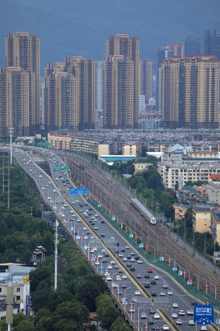 端午假期铁路客流迎来最高峰 端午假期铁路客流迎来最高峰
