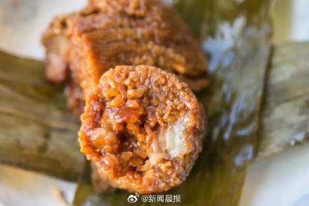 多家老字号主推黑毛猪肉粽,私房粽继续走进南京东路 多家老字号主推黑毛猪肉粽,私房粽继续走进南京东路