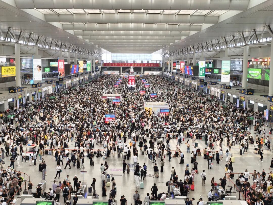 长三角铁路端午节计划增开列车217列,预计发送旅客415万 长三角铁路端午节计划增开列车217列,预计发送旅客415万