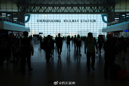 铁路端午假期运输预计发送旅客8300万人次 铁路端午假期运输预计发送旅客8300万人次