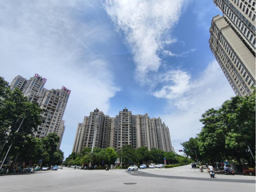 热热热!30℃+火速赶来,南宁开启“桑拿天”模式 热热热!30℃+火速赶来,南宁开启“桑拿天”模式