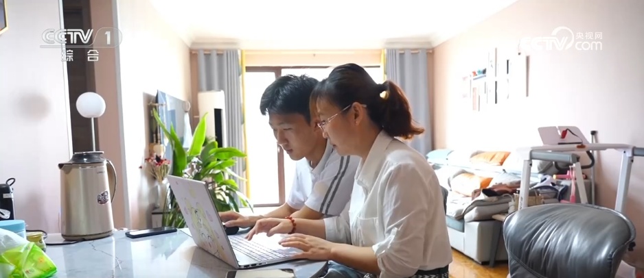 高校招生服务台 | 用AI填报志愿靠谱吗？一文带你了解