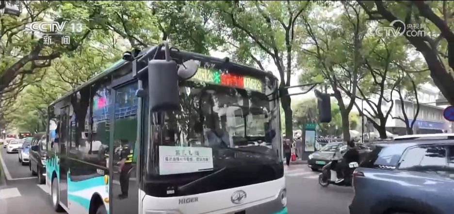 多彩民俗体验激发文旅消费活力 古韵端午点燃"假日经济" 多彩民俗体验激发文旅消费活力 古韵端午点燃"假日经济"