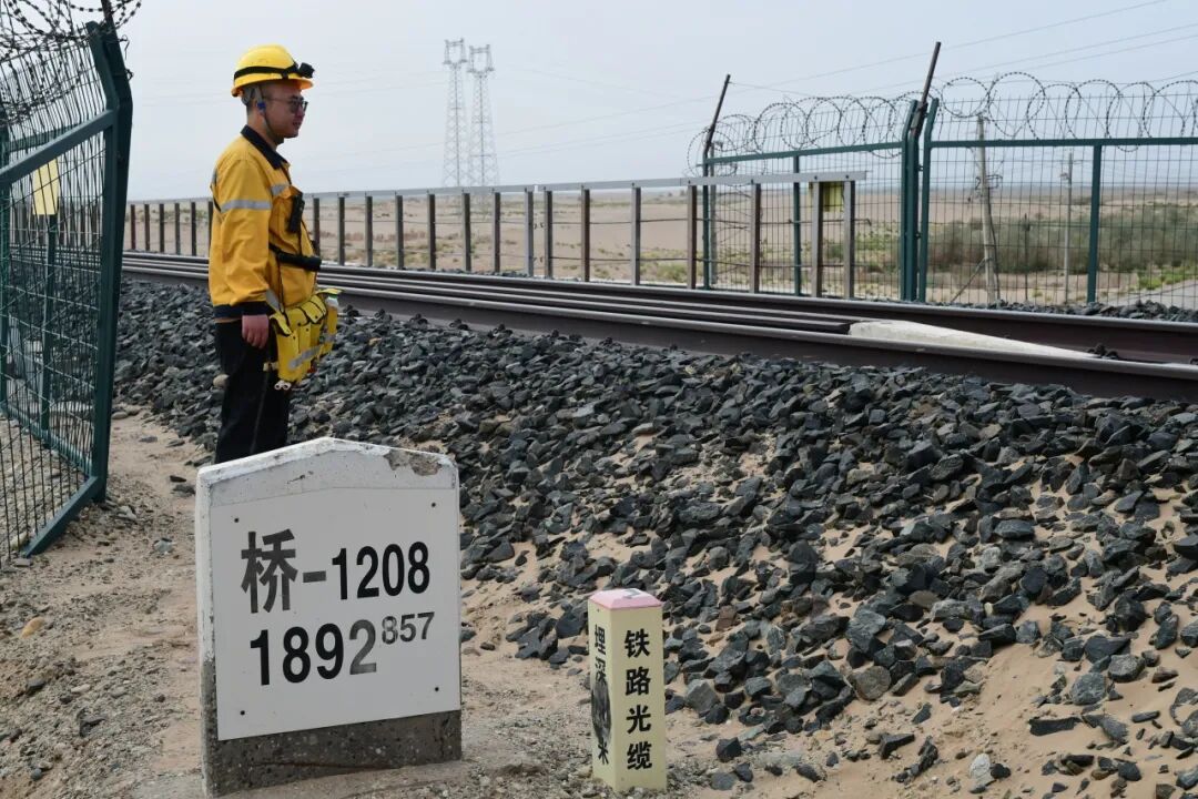 240分钟更新3座桥，他们如何啃下这块“硬骨头”？