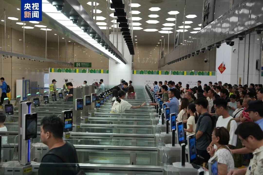 超28万人次,大湾区端午跨境游热度“爆表” 超28万人次,大湾区端午跨境游热度“爆表”