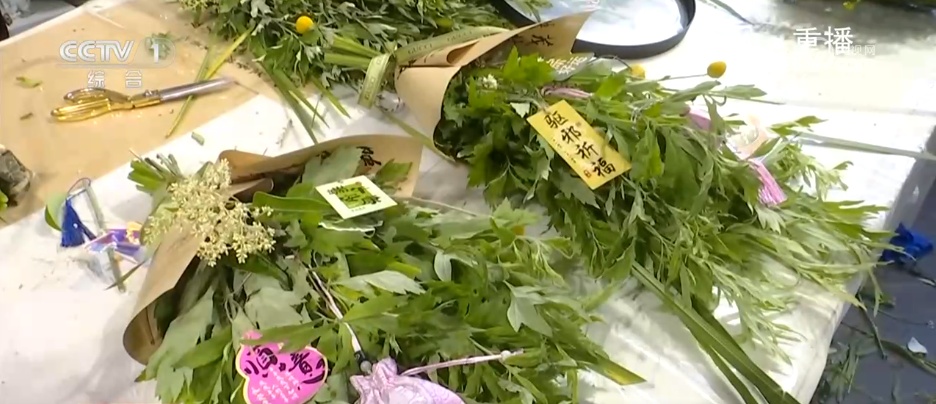 “赛事+”新场景释放端午消费蓬勃活力 “新中式”成热点吸睛年轻消费者