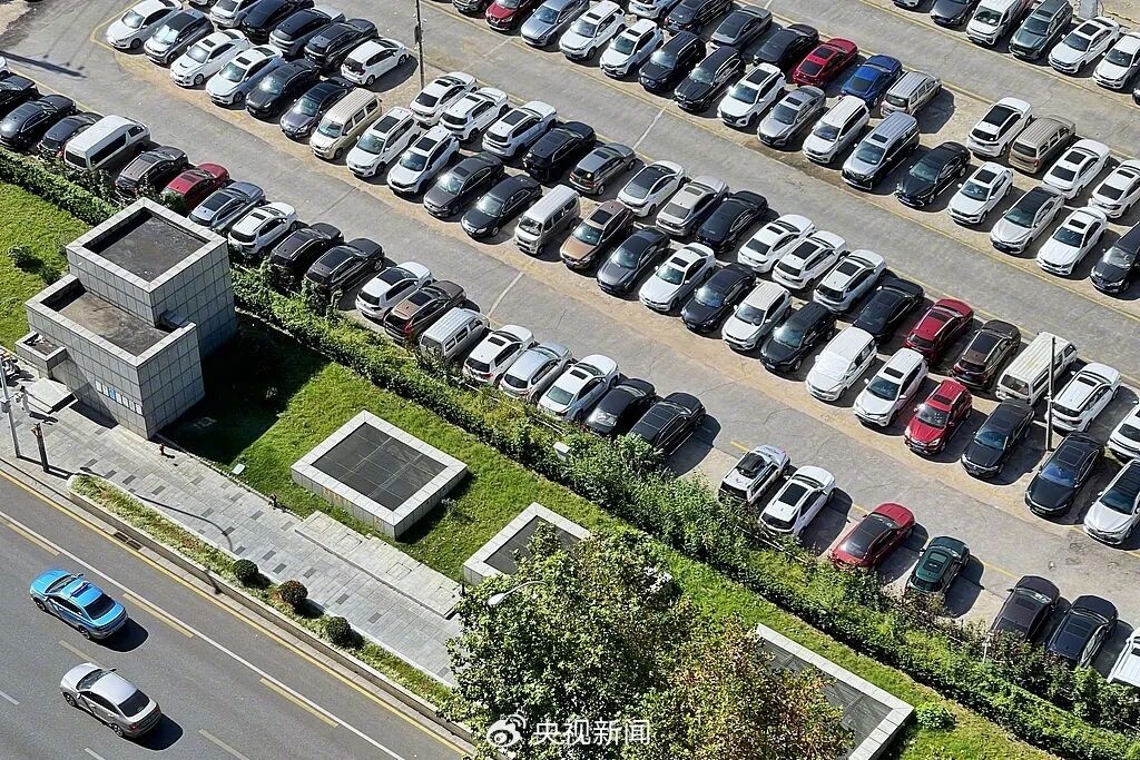 告别“停车61分钟按2小时收费”，全国多地推行精准计时计费