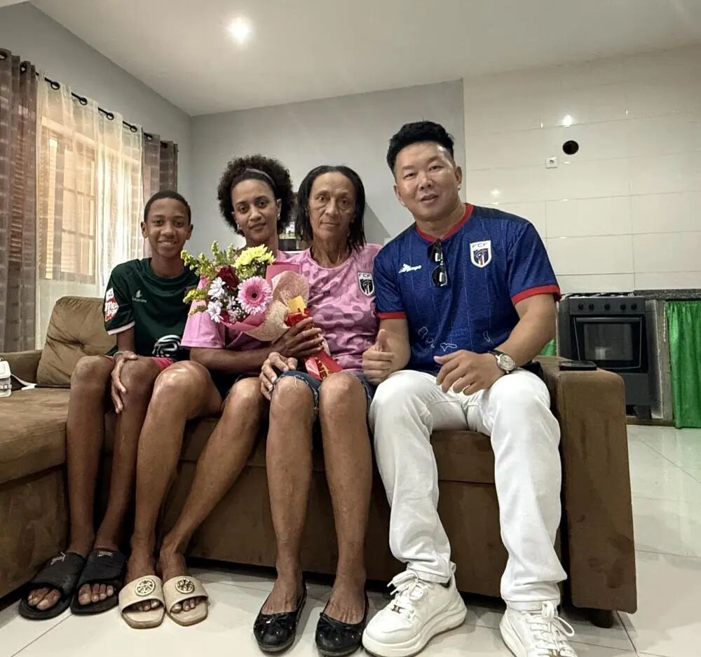 “佛得角逼平两个世界冠军”冲上热搜！门将沃津尼亚的另一个梦，圆了