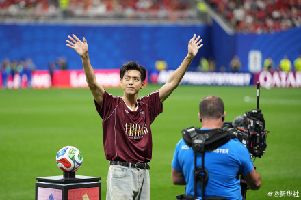 李现担任美加墨世界杯开球嘉宾 李现担任美加墨世界杯开球嘉宾