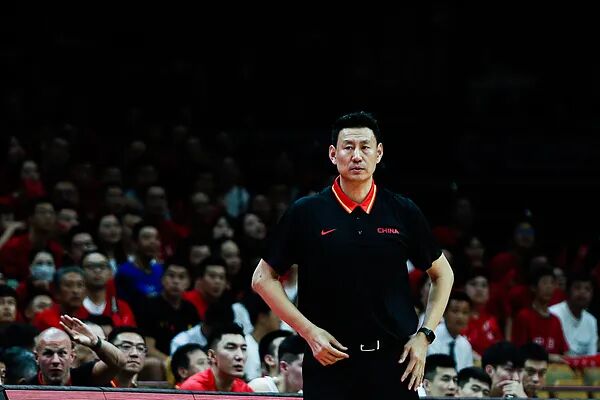 李楠出任北京首钢男篮主教练，许利民为总教练
