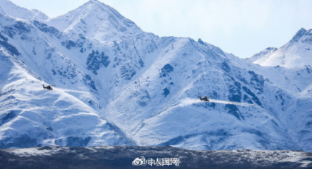 高原振翅!武直10高原飞行大片上新 高原振翅!武直10高原飞行大片上新