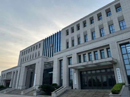 团伙用碎瓷片割牙龈碰瓷多家餐馆 团伙用碎瓷片割牙龈碰瓷多家餐馆