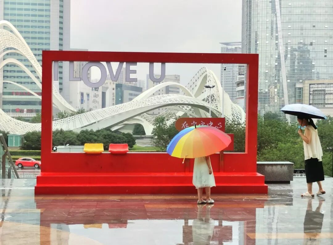六月底的武汉21℃!梅雨季“不按套路出牌”网友:还以为立秋了 六月底的武汉21℃!梅雨季“不按套路出牌”网友:还以为立秋了