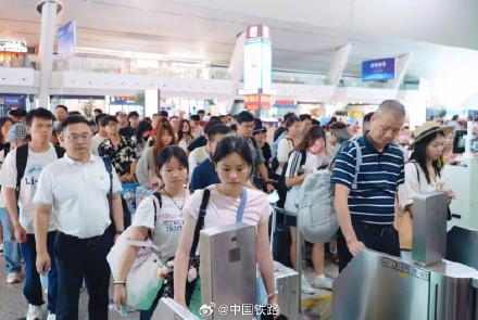铁路端午假期运输圆满收官 铁路端午假期运输圆满收官