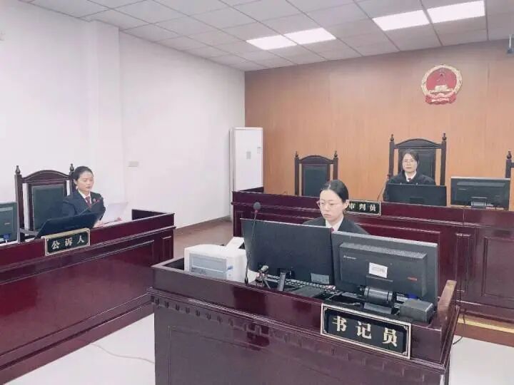 大三男生经常浏览黄色网站，频繁搜索“迷奸药”，和海外卖家全程用暗语沟通