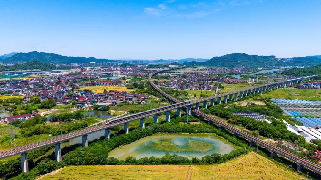 预计发送旅客1.9亿人次！长三角铁路暑运方案出台！