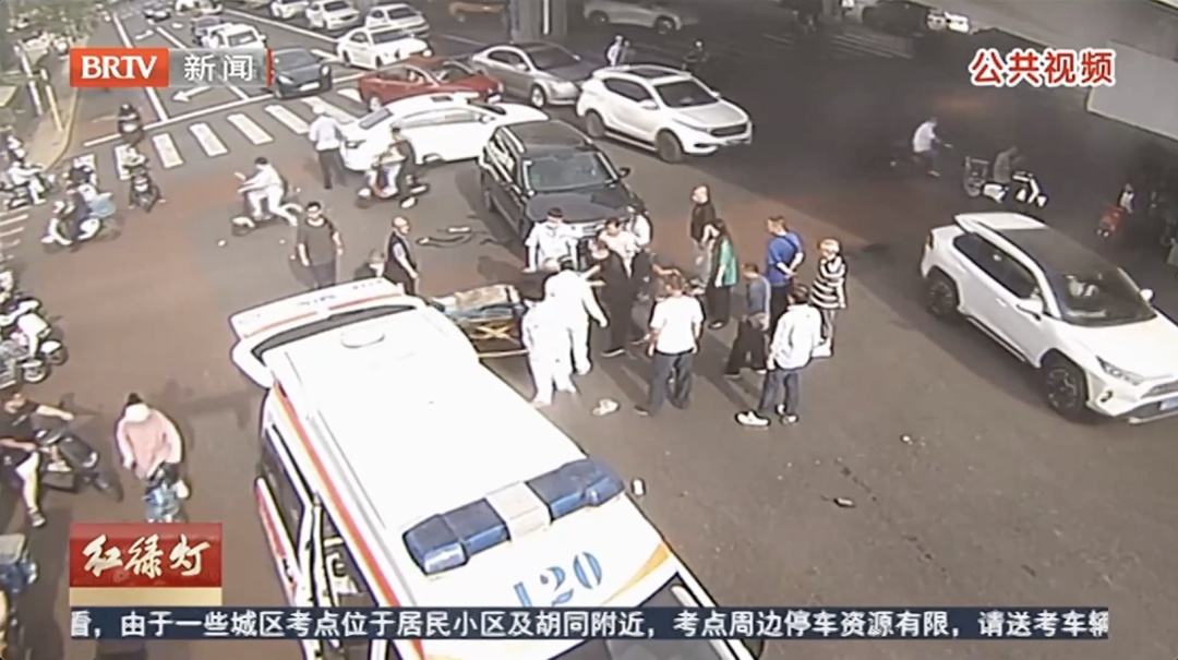 “就差一两秒”不是借口！看了这些真实事故画面，劝你别拿命赌！