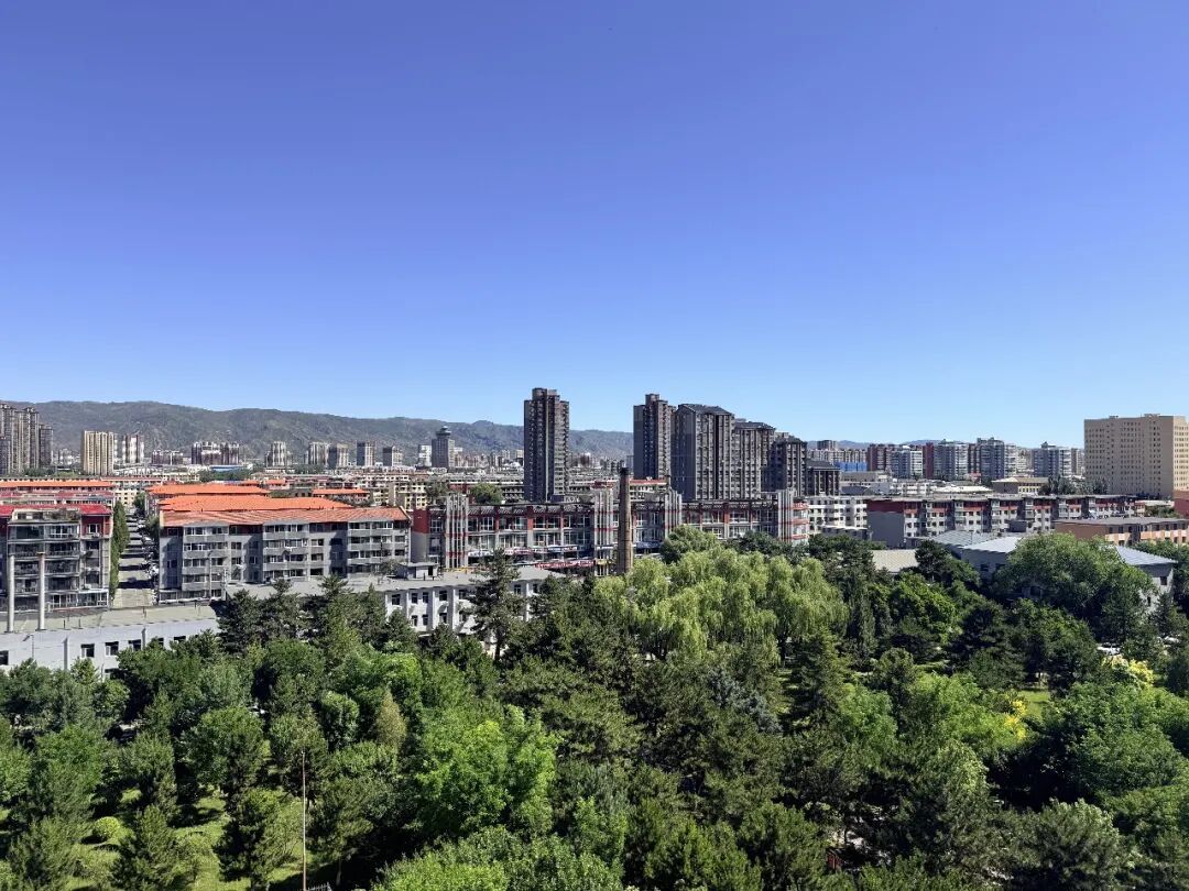 未来三天内蒙古降水频繁，赤峰市、通辽市、呼伦贝尔市有中雨，局地大雨