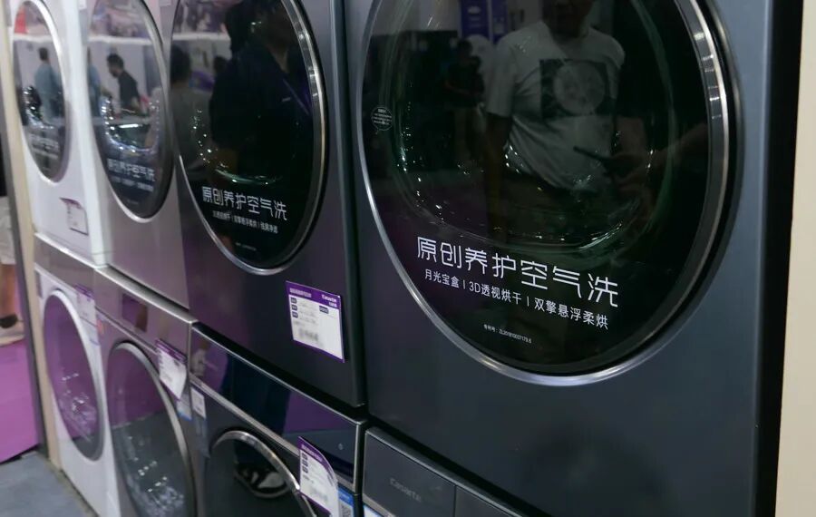 上海市民发现：洗干净的衣服突然发臭！专家建议：梅雨天要这样做→