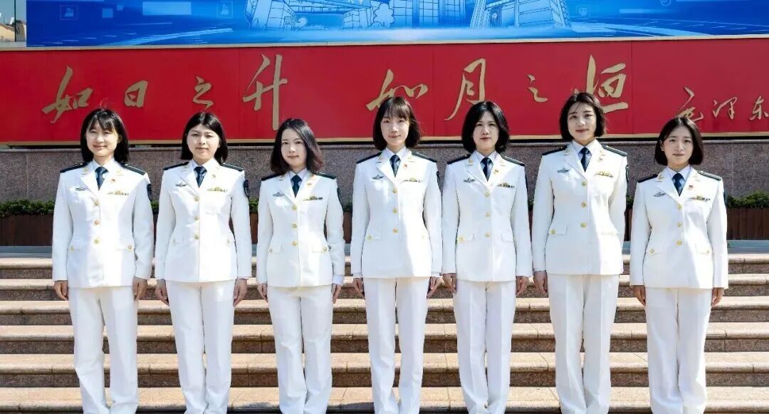 又美又飒！一个班7名女学员，全部被录取为研究生