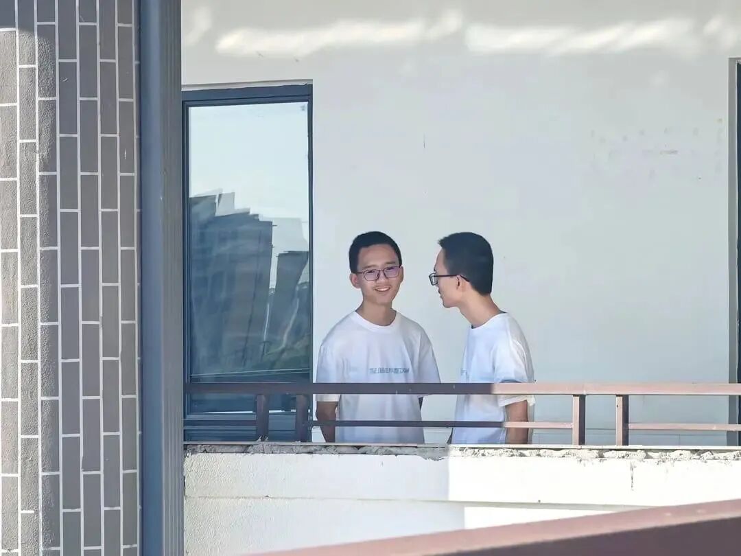 双胞胎兄弟高考同获660分：我们从小有“心灵感应”，中考也只相差1分