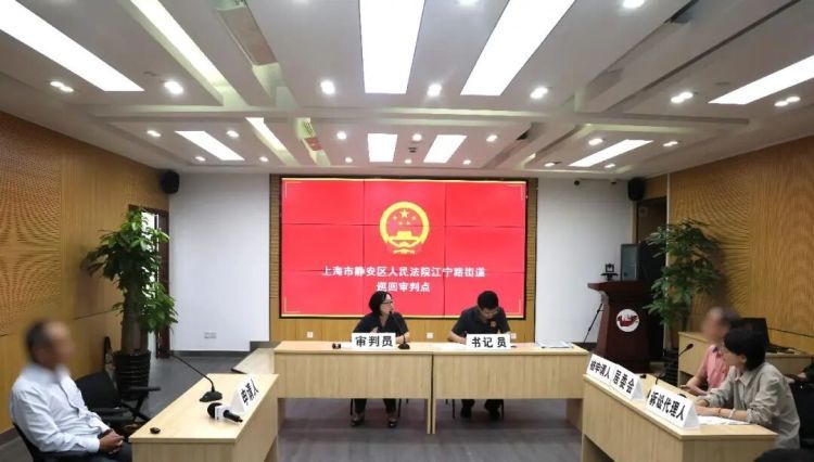 男子自幼患精神疾病，亲人都已去世，71岁上海老伯站出来：我来当他的监护人！