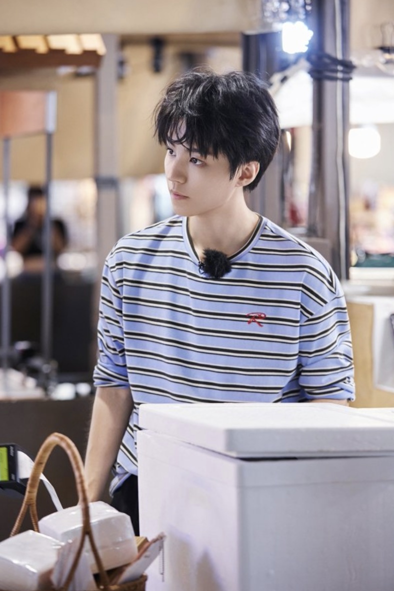 黄晓明谈十年人生起落：“生活中的我一点也不霸道”