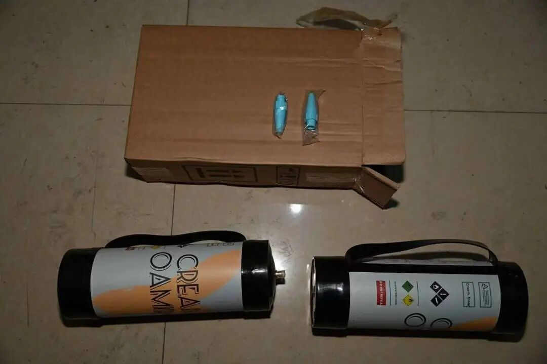 成都网约司机凌晨接到古怪订单，多给100运费还承诺到货加钱？他当场报警，获奖5000元