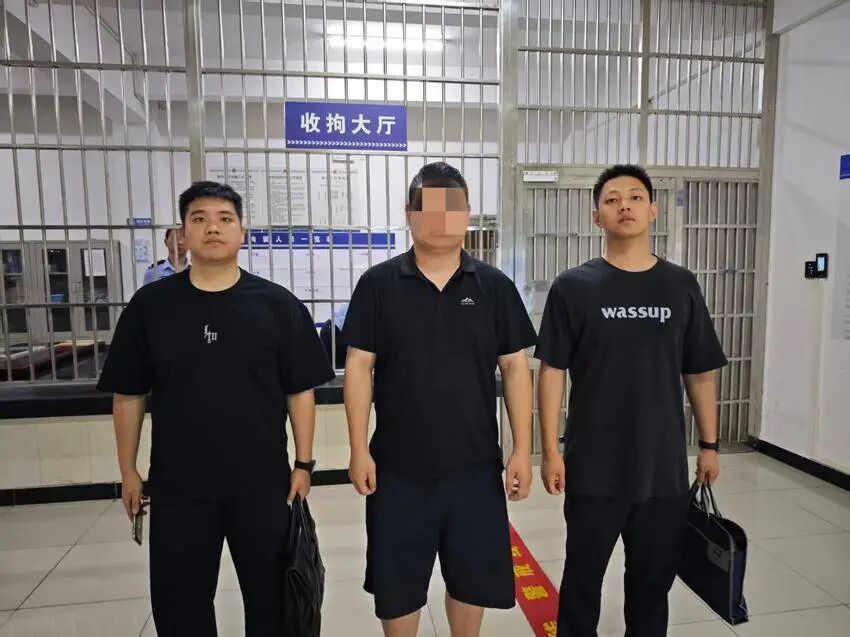 “甜心女友”竟是壮汉！新洲警方识破“520”网恋骗局