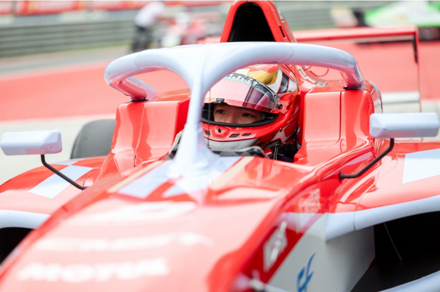 F4宁波站两日两登领奖台 15岁赵子竣稳定发挥飞速前进