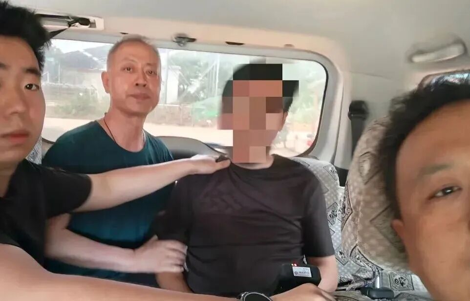 济南警方通报：一男子伪造、买卖国家机关证件被刑事拘留