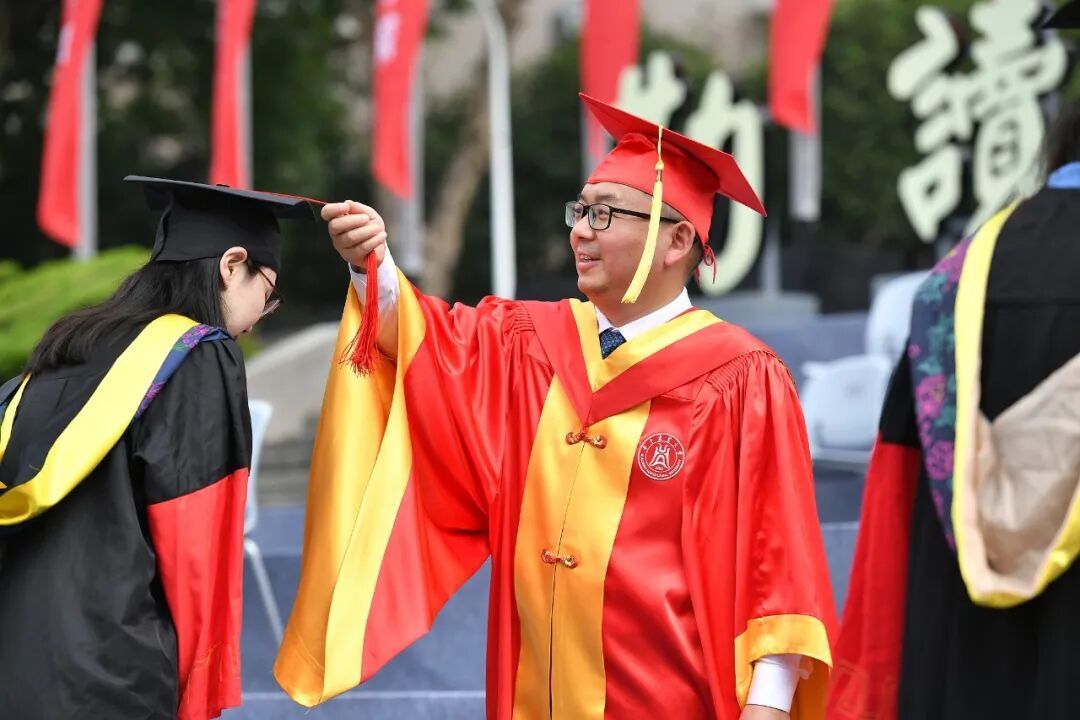 这些大学校长的毕业寄语，哪句戳中了你？