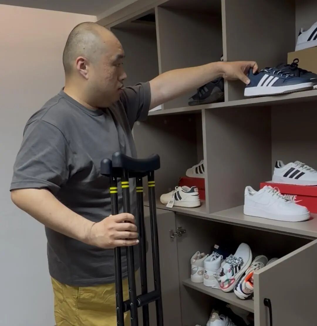 这家烟台的鞋店，只做“一只脚”的生意